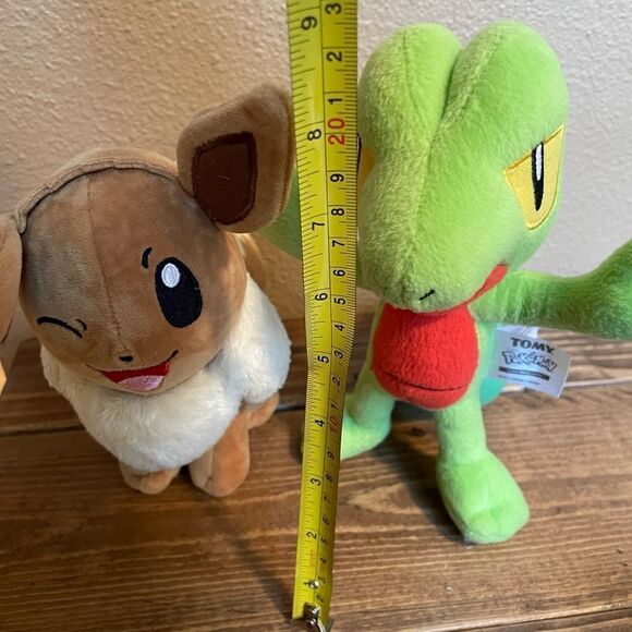 Pokemon EeVee and Treecko Plush Animals - Picture 7 of 11